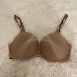 VICTORIAS SECRET BOMBSHELL BRA 32D